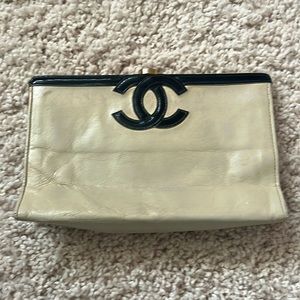 Vintage Chanel Black Patent Off White Clutch Purse with gold chain